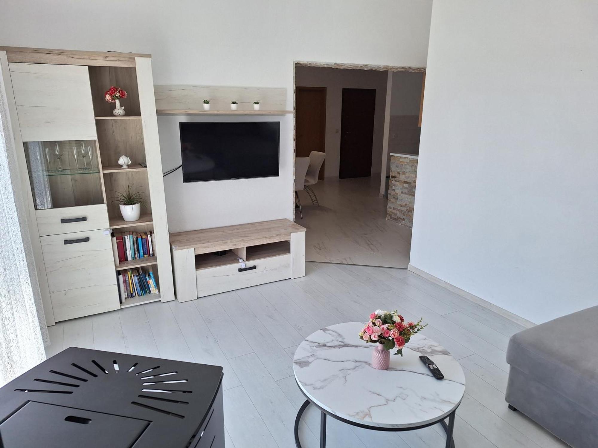 Apartment Tre Strade Baska Voda Luaran gambar