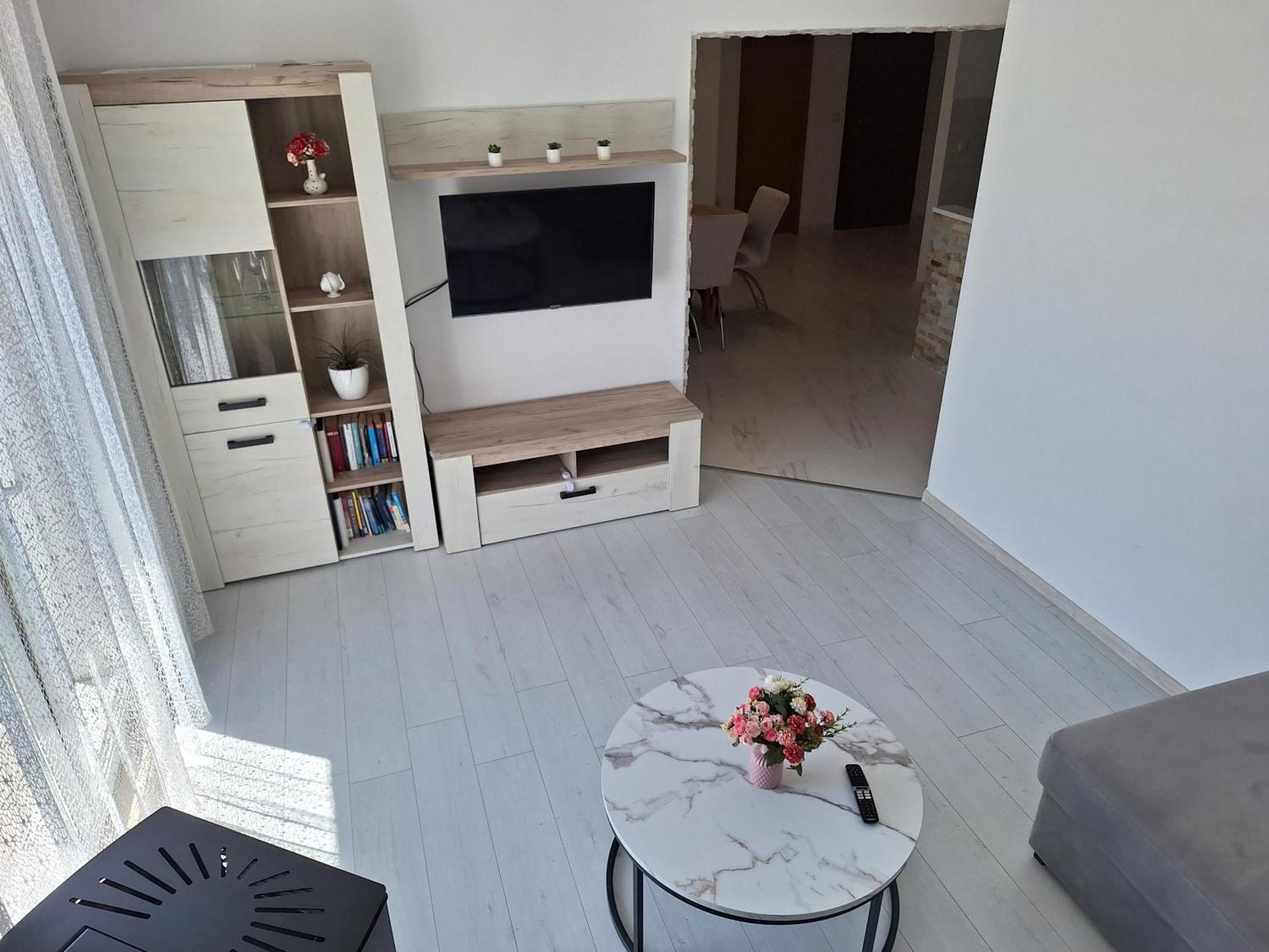 Apartment Tre Strade Baska Voda Luaran gambar