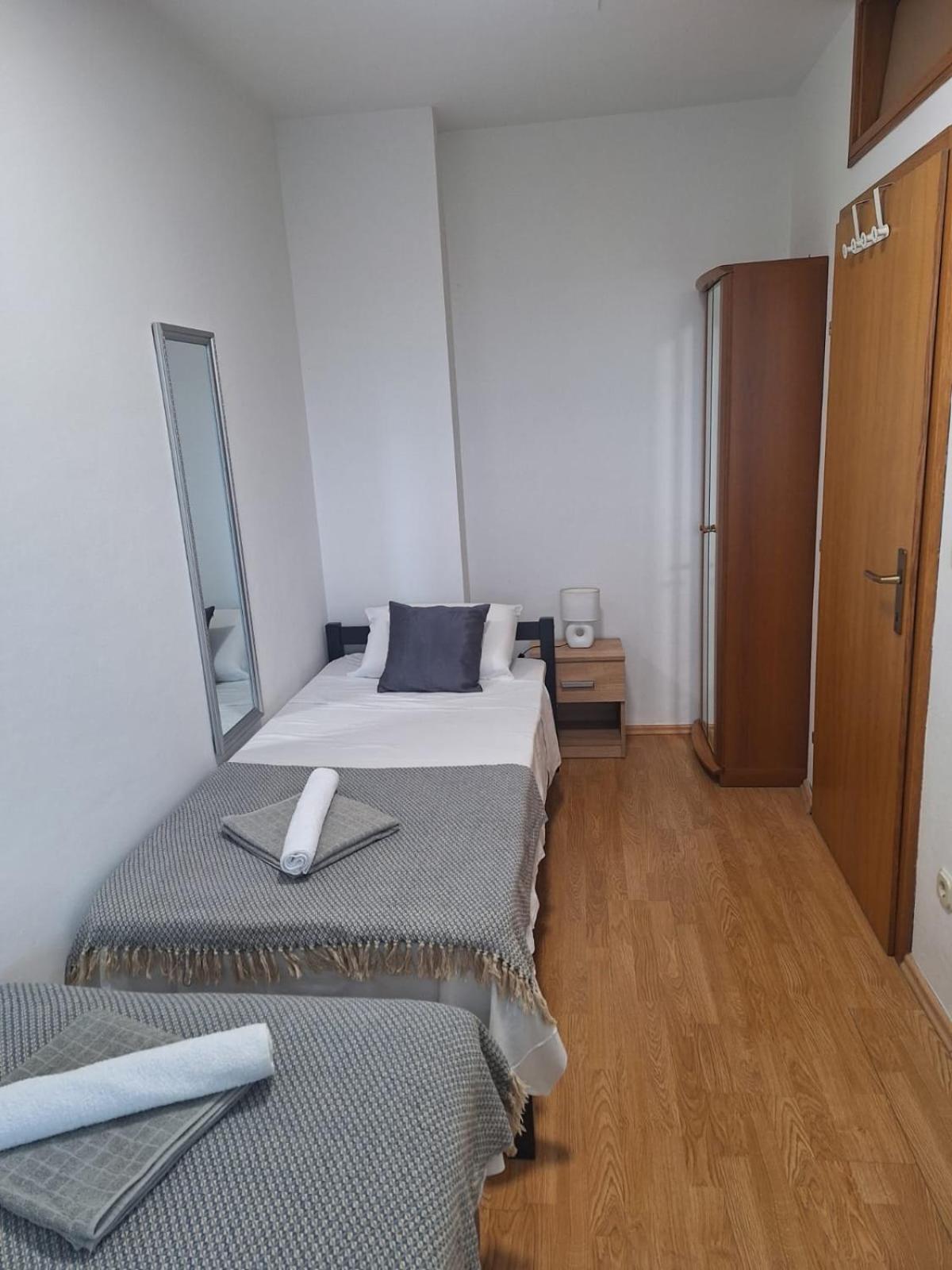 Apartment Tre Strade Baska Voda Luaran gambar